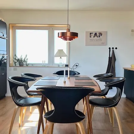 Luxurious House By The Water Frederikshavn